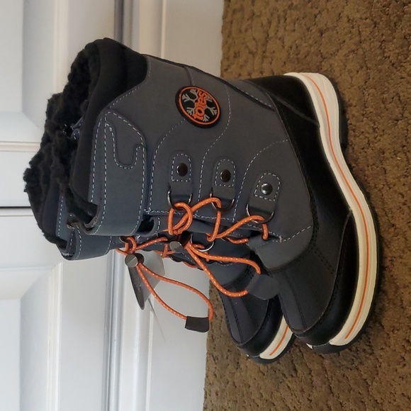 totes Other - Girls Boys Totes Diamond Insulated Snow Winter Boots Size 1 2 4  NWT